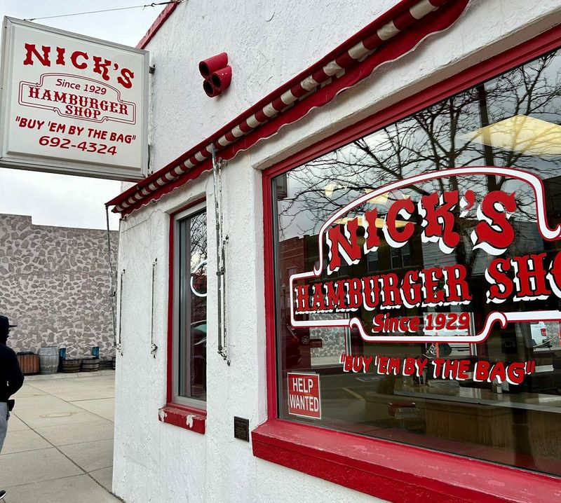 South Dakota - Nick’s Hamburger Shop