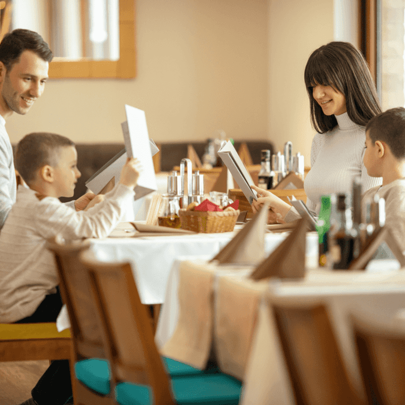 Children At Restaurants: A Tactical Guide