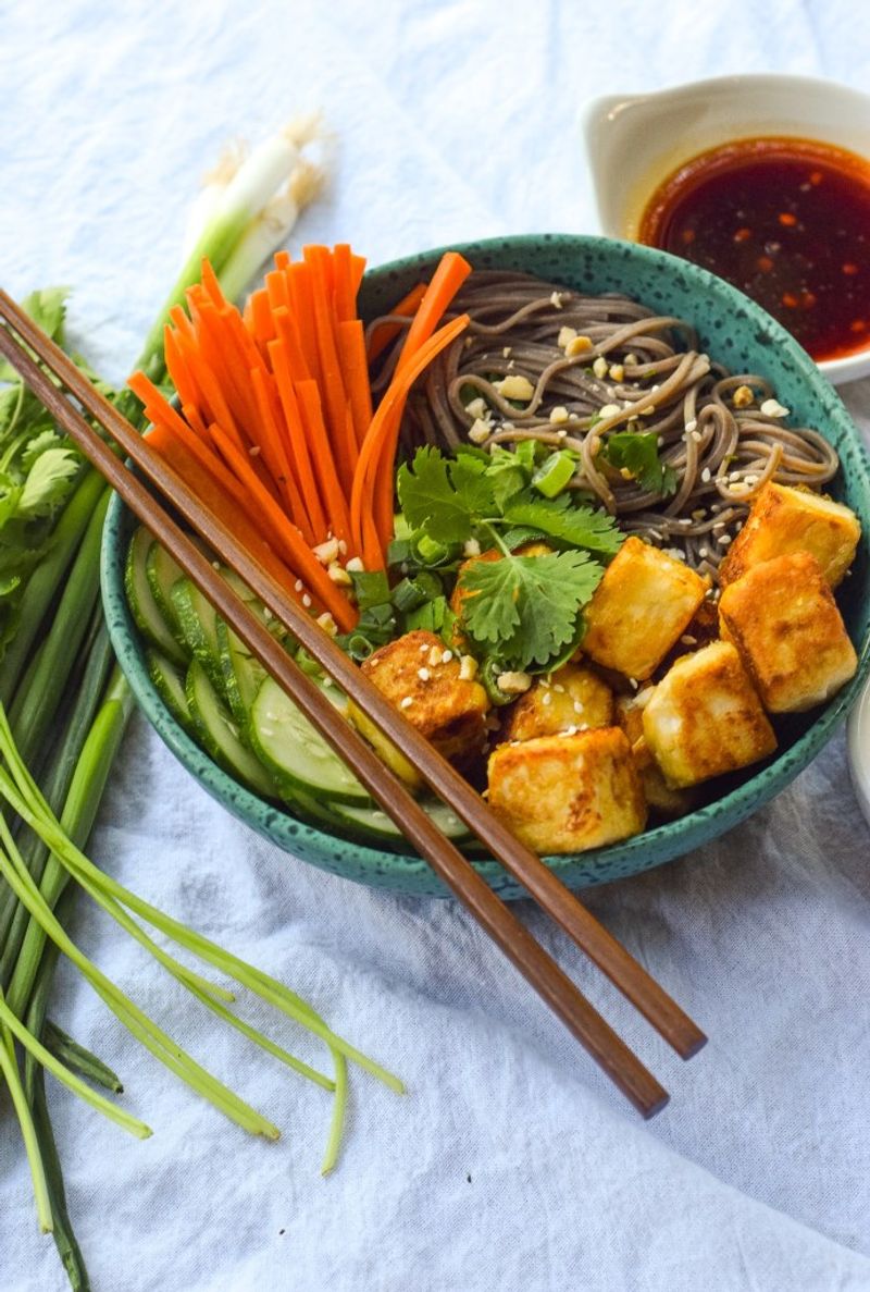 Sesame Ginger Soba Noodle Bowl