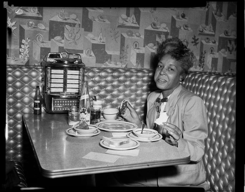 Diners With Miniature Jukeboxes