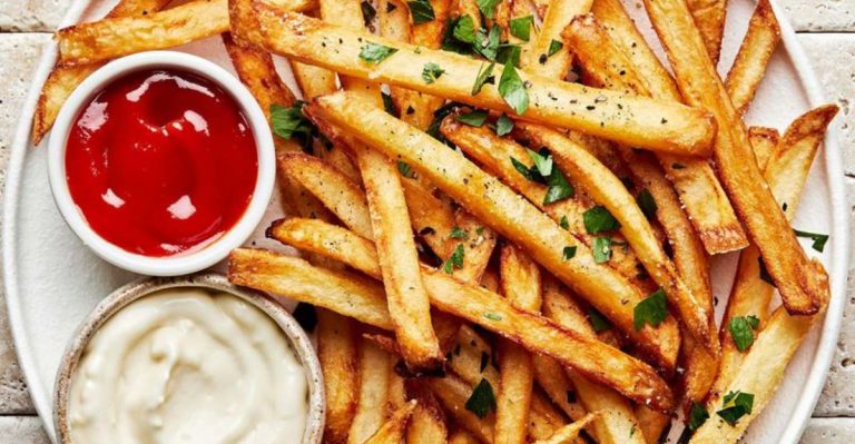 The Benefits Of Leaving The Skin On Your Homemade French Fries
