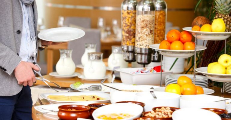 The Worst Things To Grab From A Hotel Breakfast Buffet