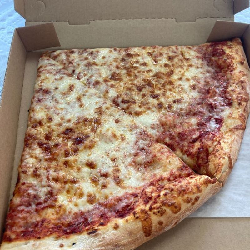 Big Louie’s Pizza – Fort Lauderdale, FL