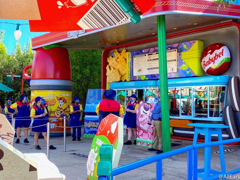 Woody’s Lunch Box – Hollywood Studios