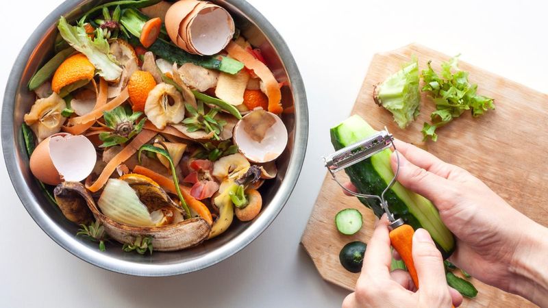 Keep A Trash Bowl On The Counter