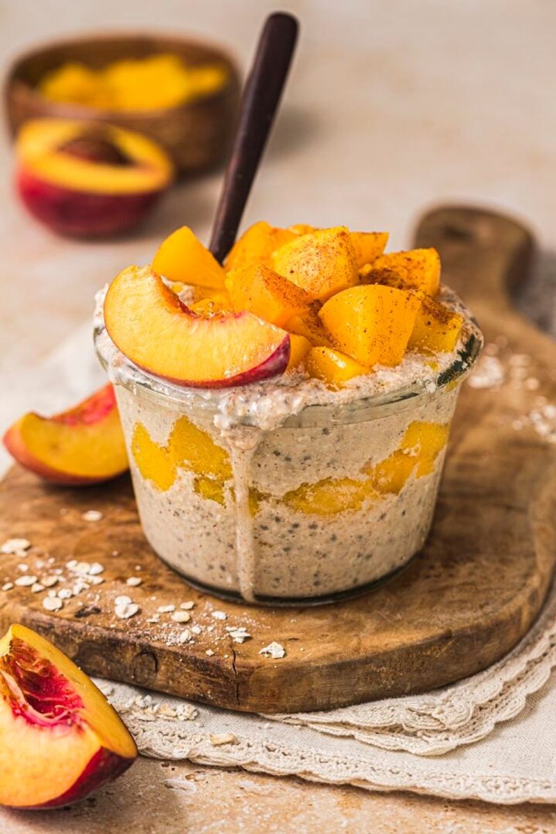 Peach Cobbler Overnight Oats