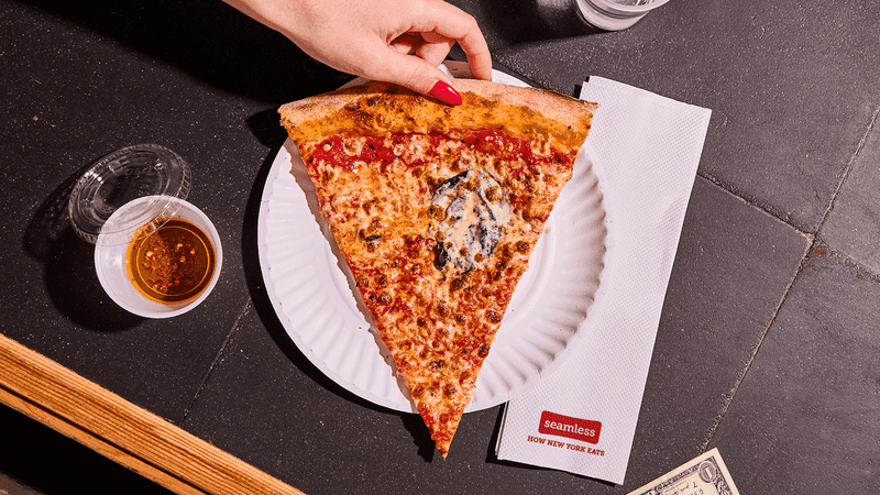 Rosa's Pizza: Affordable Satisfaction