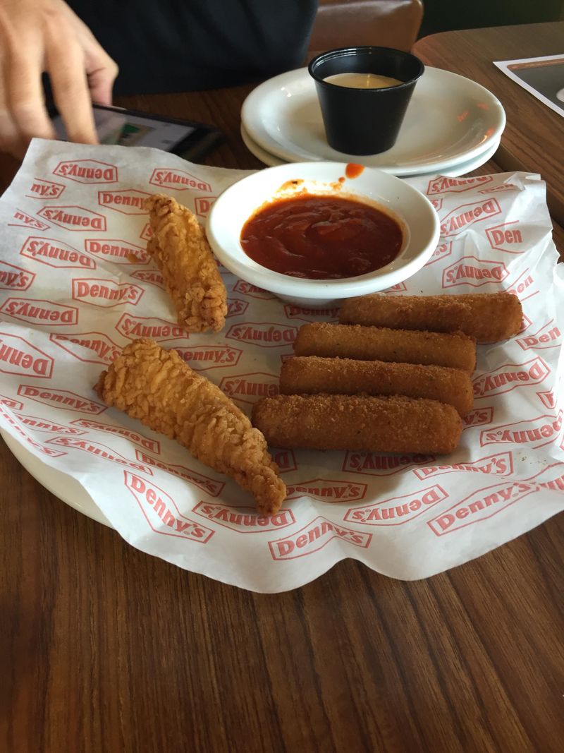Denny’s Appetizer Sampler