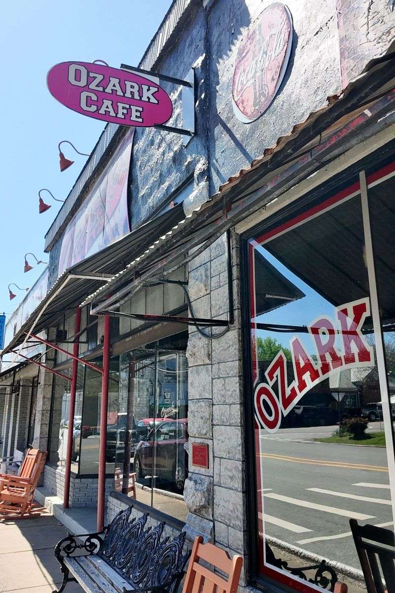 Ozark Café (Jasper)