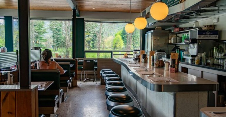 18 Small-Town New York Restaurants Serving Comfort With Every Meal