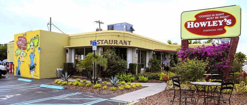 Howley's Restaurant (West Palm Beach)