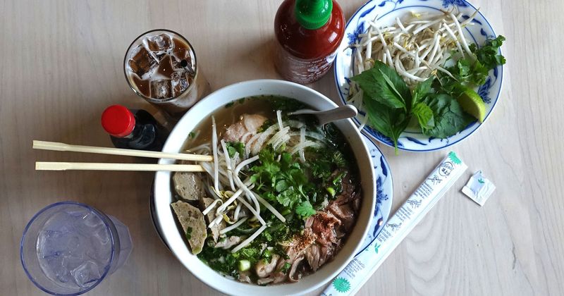 Pho Lang Thang