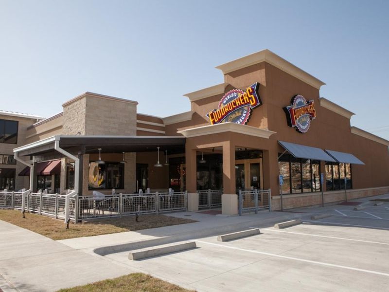 Fuddruckers