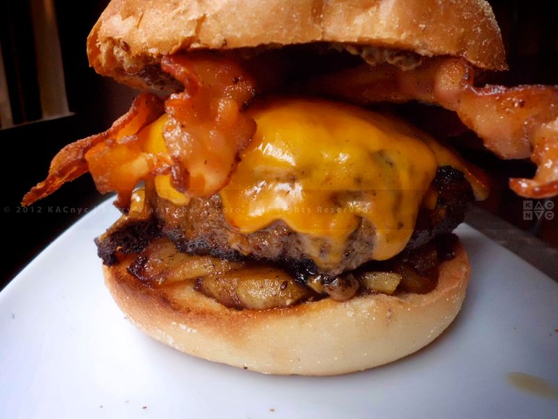 Applewood Bacon Cheeseburger
