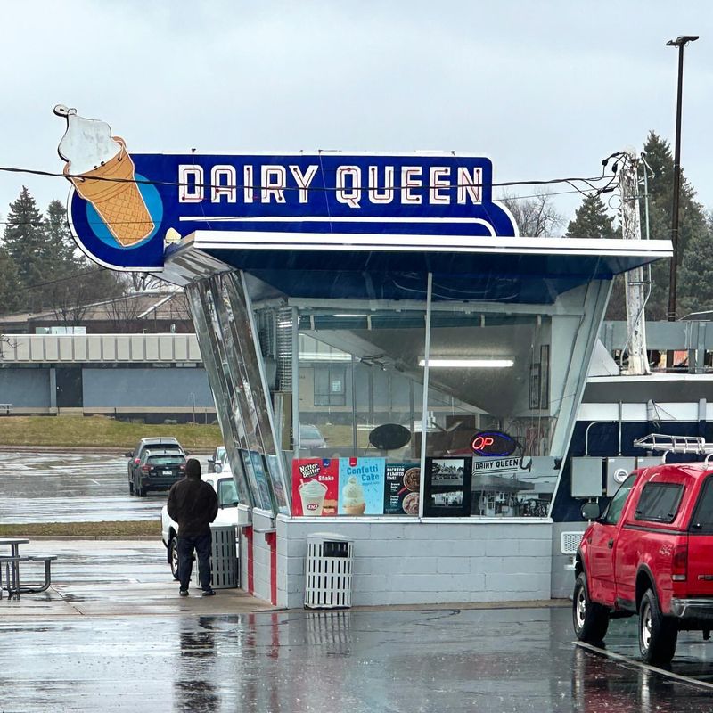 Dairy Queen (Roseville) 