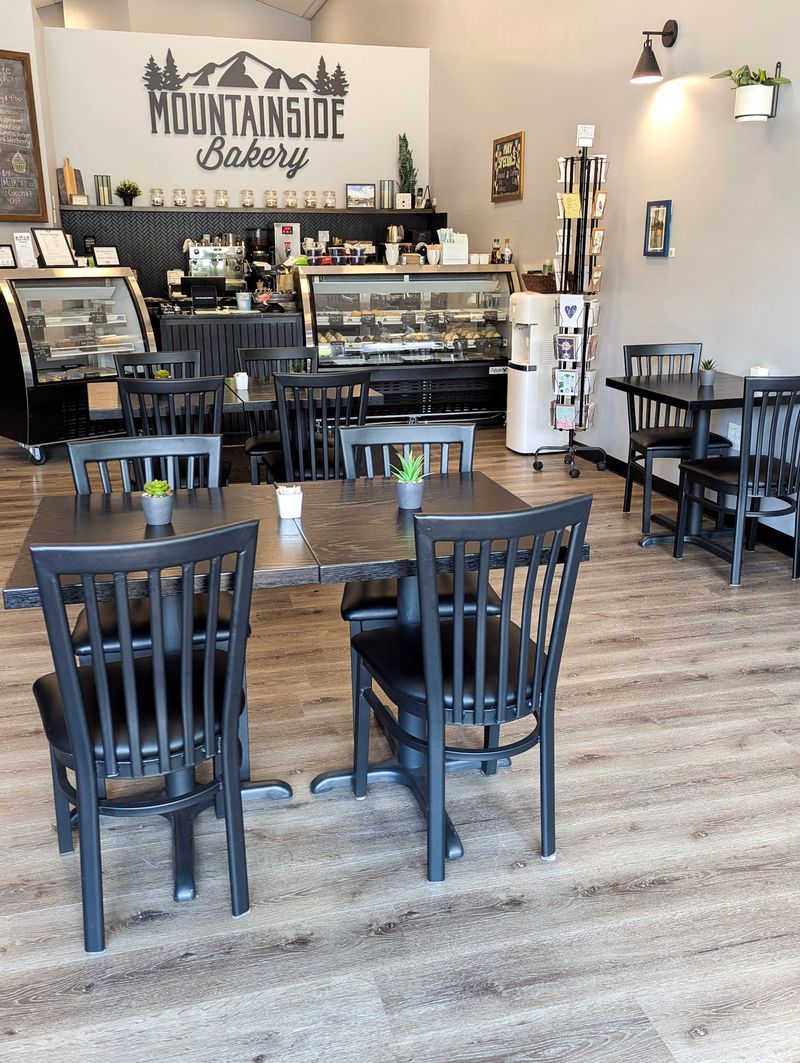 Mountainside Bakery