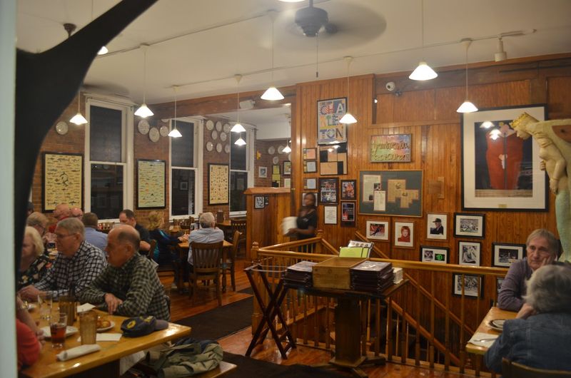 Hyman's Seafood 