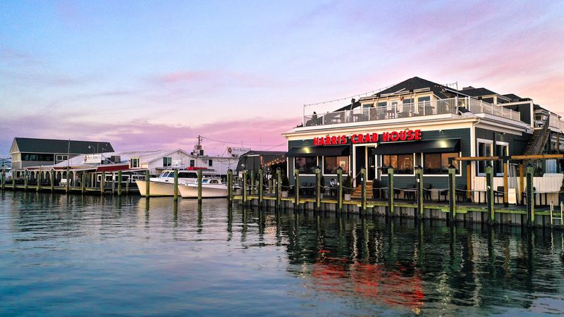 Harris Crab House (Grasonville)