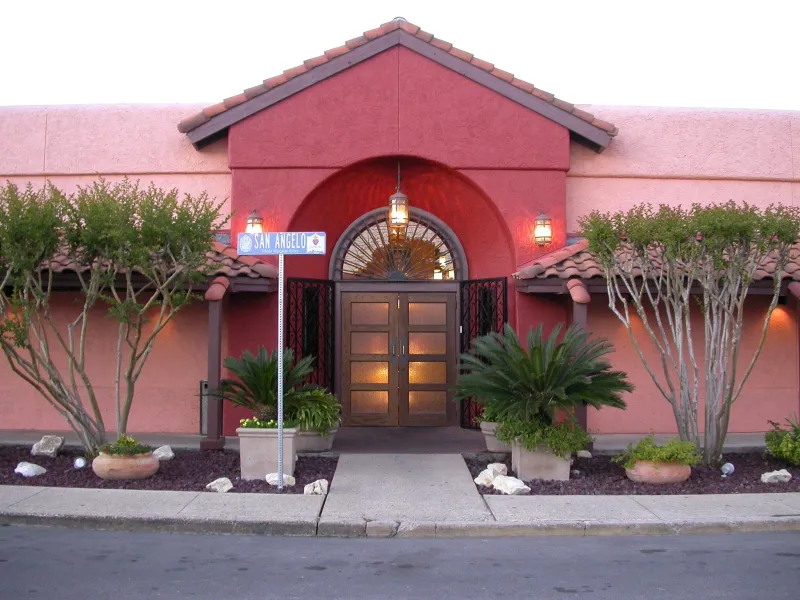 Los Barrios: Family-Style Tex-Mex Legacy