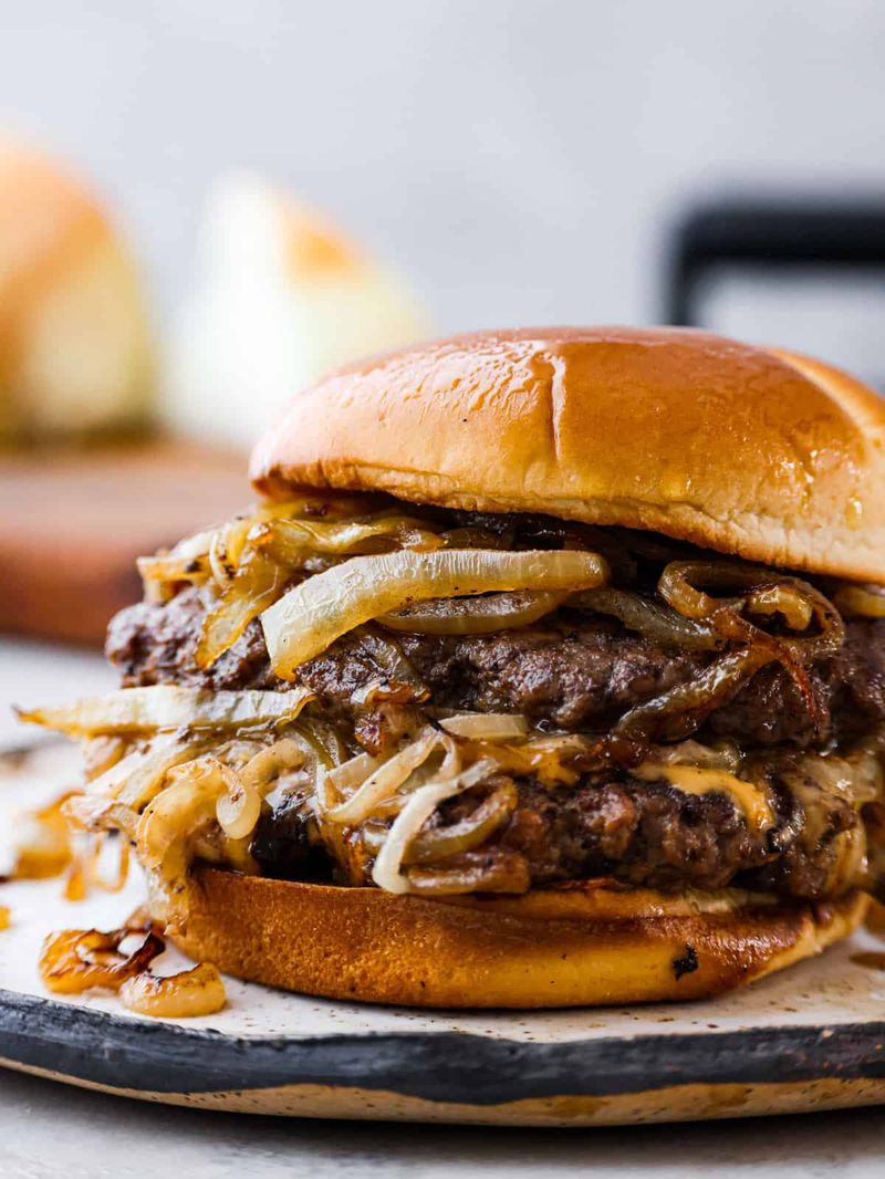 HD's Onion Burger - Perfecting the Smash Technique