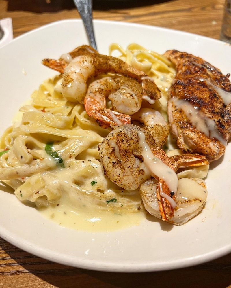 Queensland Chicken & Shrimp Pasta