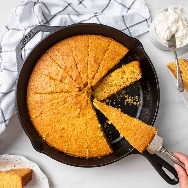 Skillet Cornbread