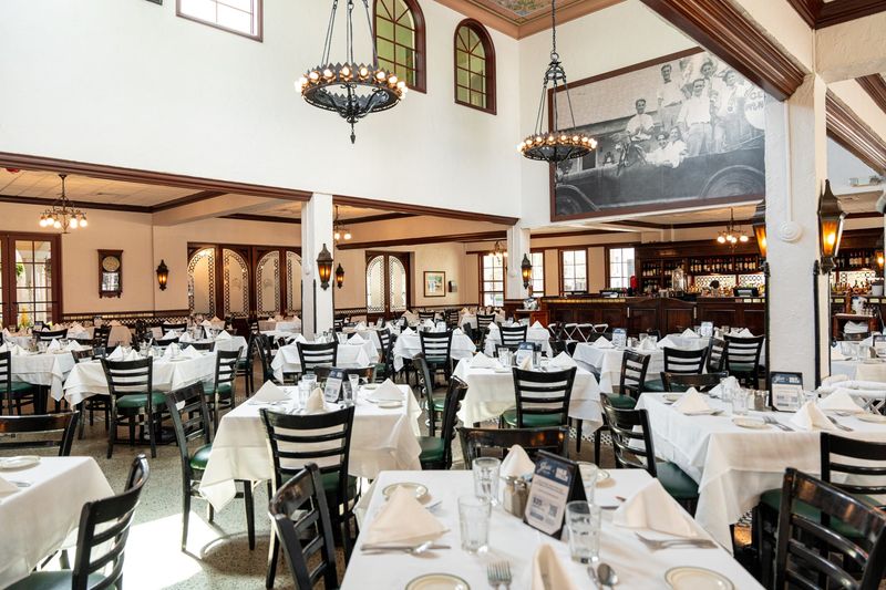 Joe's Stone Crab: Miami Beach Institution Since 1913