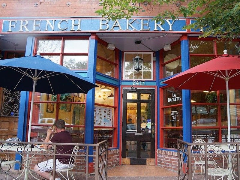 La Baguette French Bakery