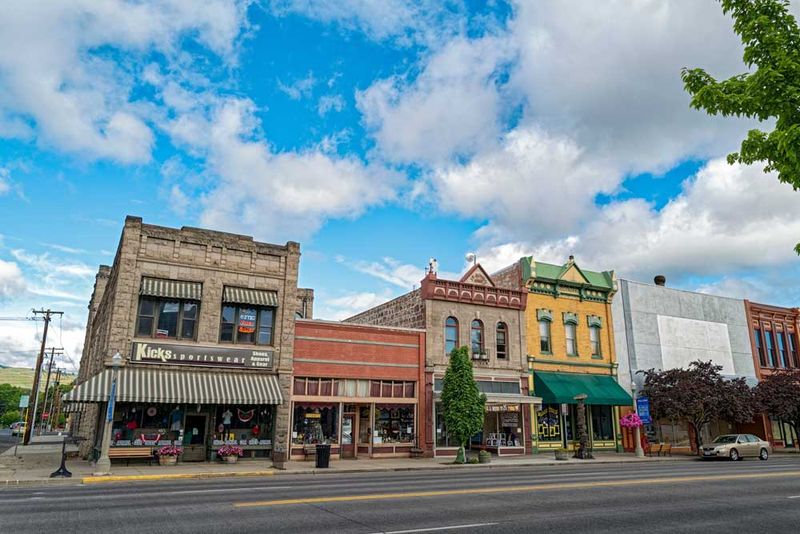 Baker City - Historic Charm Meets Modern Savings