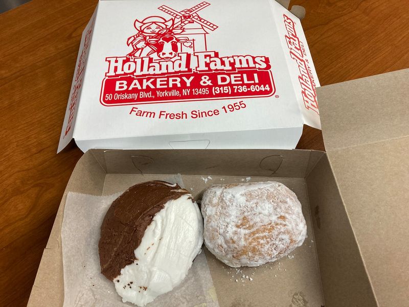 Holland Farms Bakery & Deli