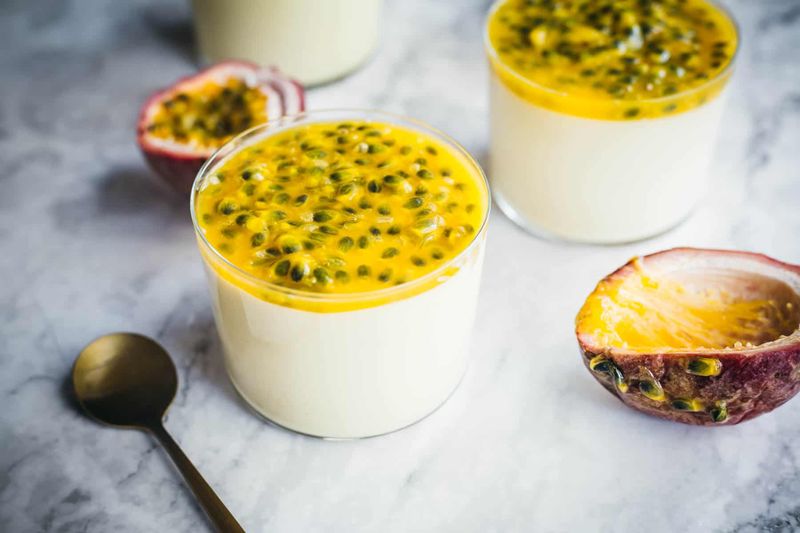 Maraca Pie: Tropical Pudding Perfection