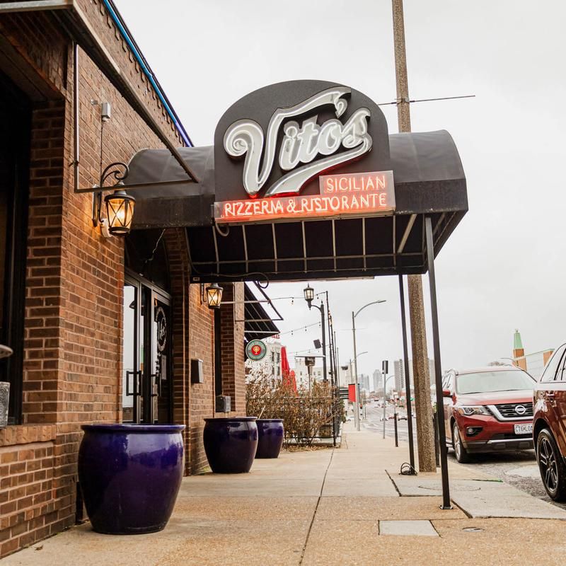 Vito’s Sicilian Pizzeria & Ristorante (St. Louis)