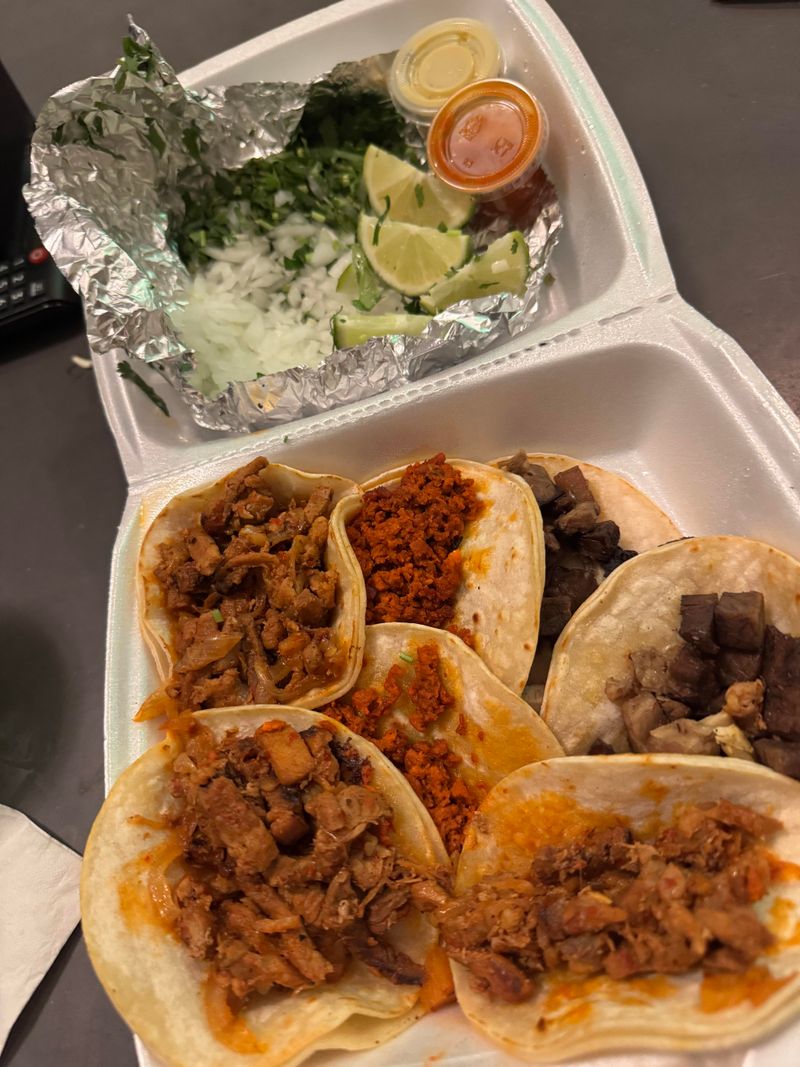 Tacos La Banqueta (Dallas)