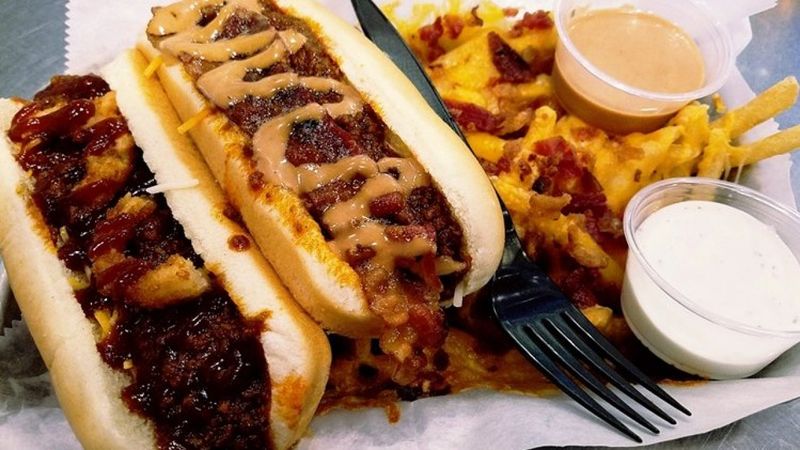 Sup Dogs – Greenville & Chapel Hill