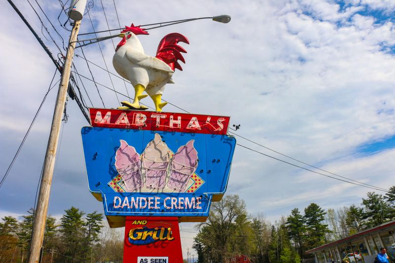 Martha's Dandee Crème