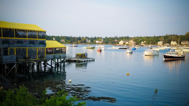 Thurston's Lobster Pound – Bernard