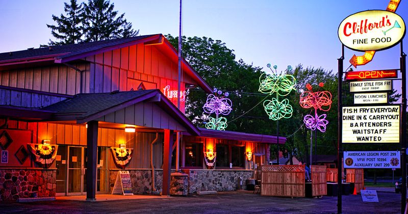 Clifford's Supper Club: Hales Corners' Friendly Neighborhood Classic