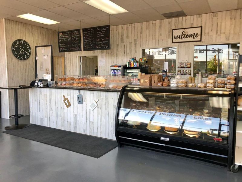 Baker's Bakery & Café