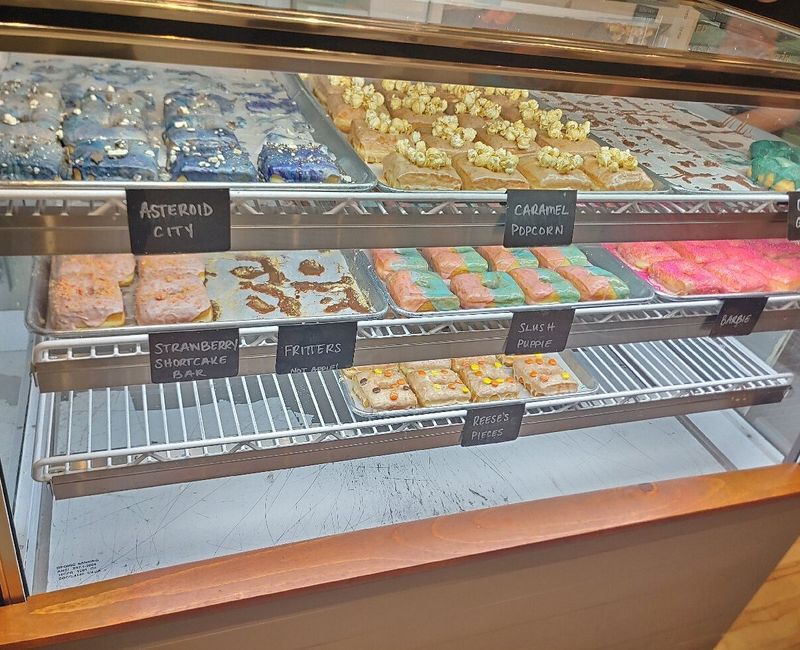 Darling Doughnuts