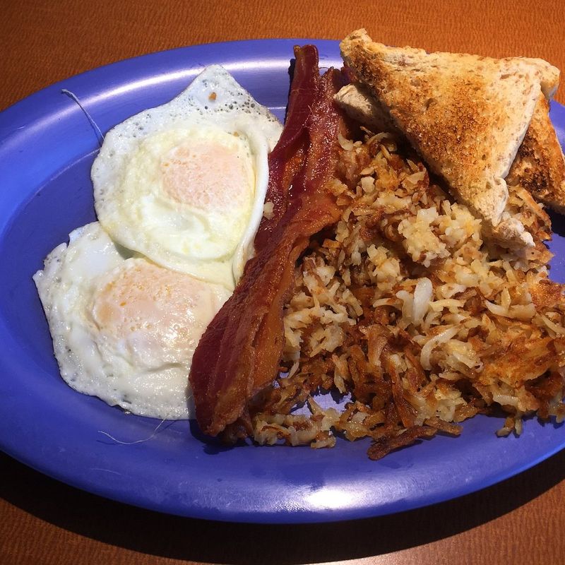 The Red Barn – Farm-Fresh Eggs And Bacon In Decorah