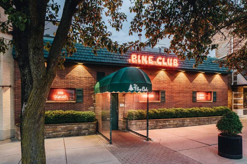 The Pine Club 