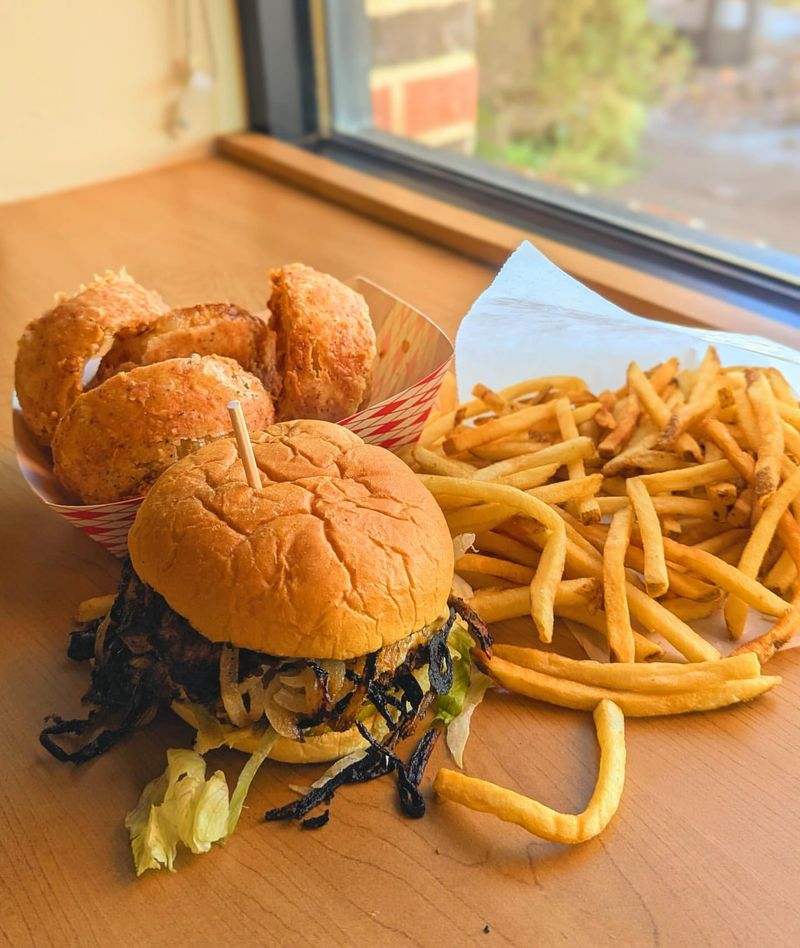 Sun Cattle Co. - Farm-to-Table Burger Bliss
