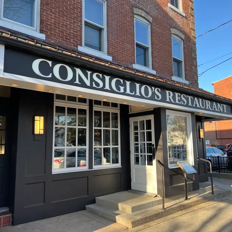 Consiglio’s (New Haven)
