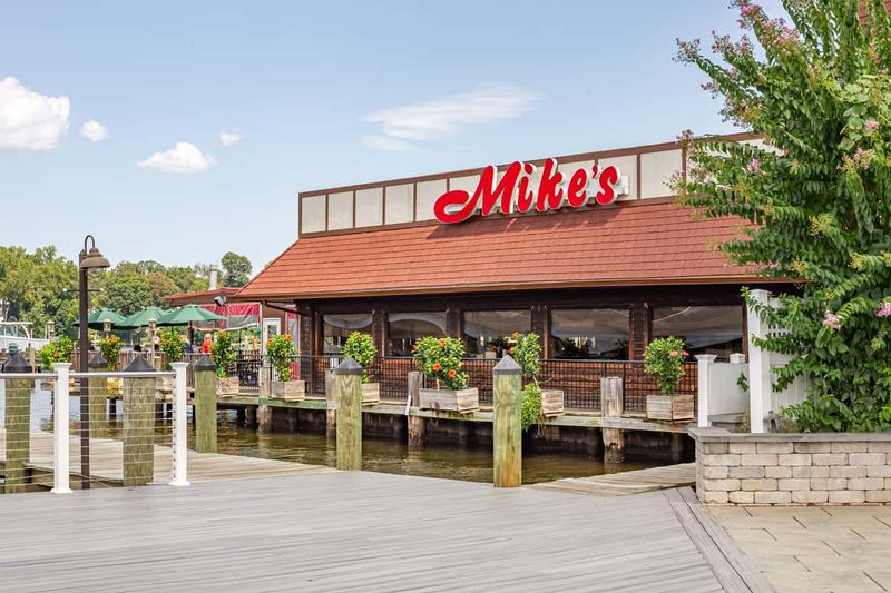 Mike's Crab House North