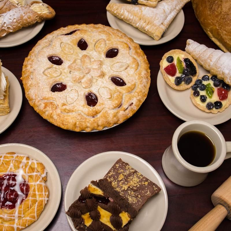 Home Plate Cafe & Bakery (Hot Springs Village)