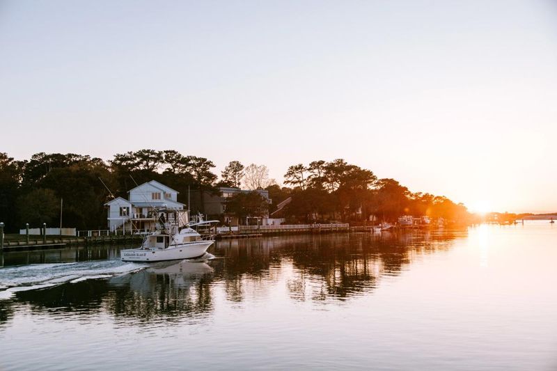 Willaby's on the Rappahannock – White Stone