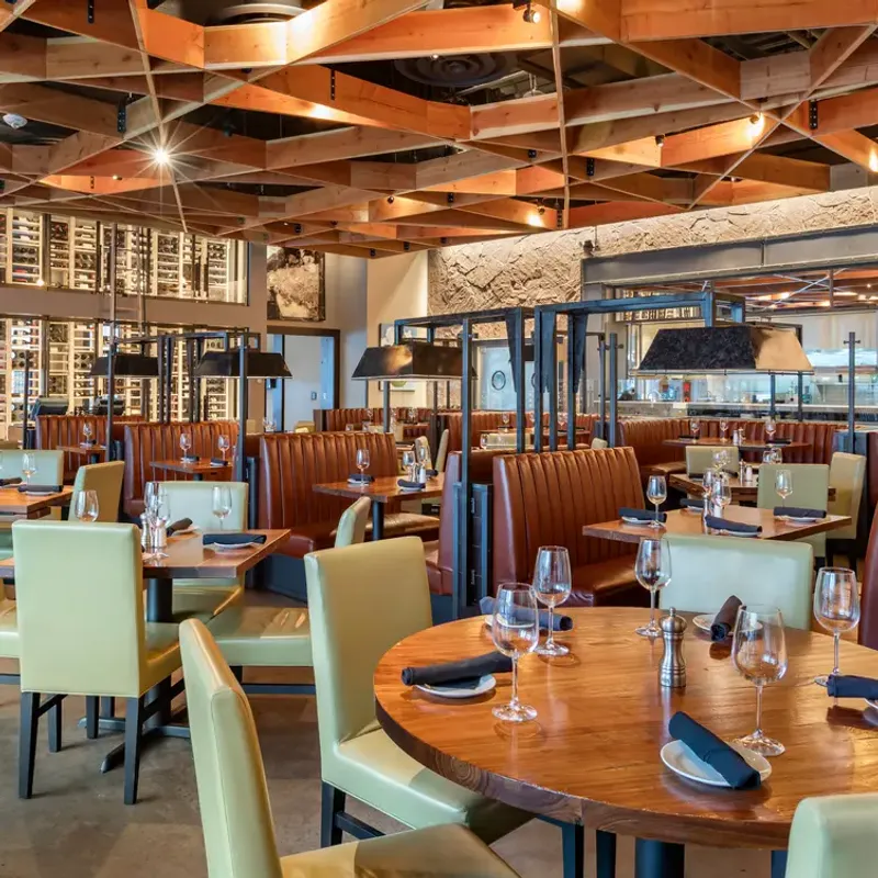 Del Frisco's Grille: Casual Sophistication in Cherry Creek