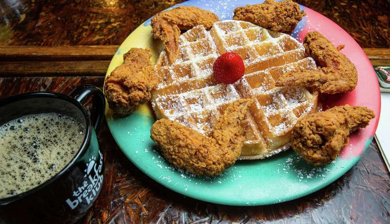 The Breakfast Klub – Wings, Waffles, And Soulful Flavor