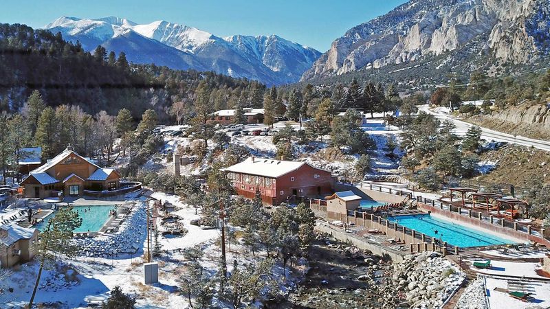 Mount Princeton Hot Springs Restaurant – Nathrop