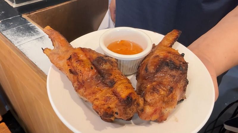 LOCALS LOVE: Hmong Family Restaurant